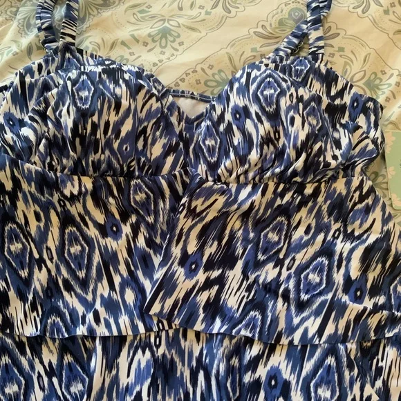 Women ShapeSolver by Penbrooke Bathing Suit - Picture 2 of 9